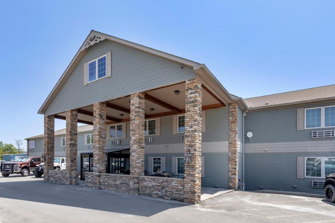 Riverstone 3*